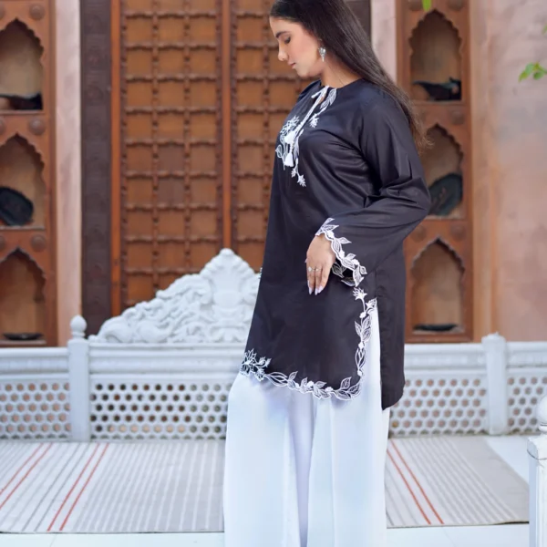 2 Piece Lawn Suit - Embroidered (Stitched)